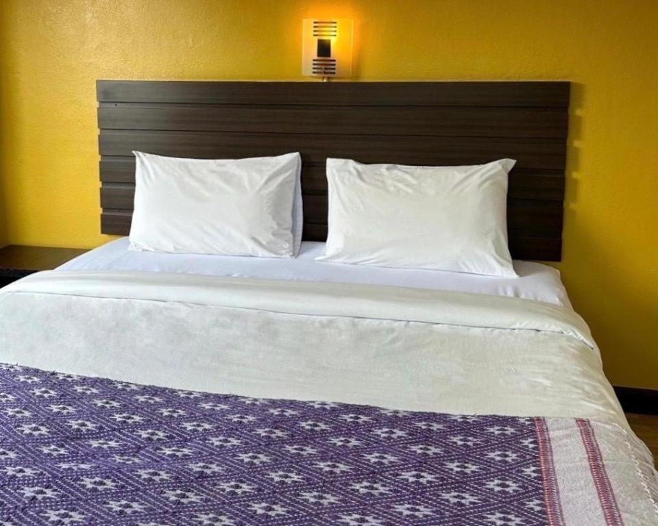 Ponburi Hotel Нан Экстерьер фото